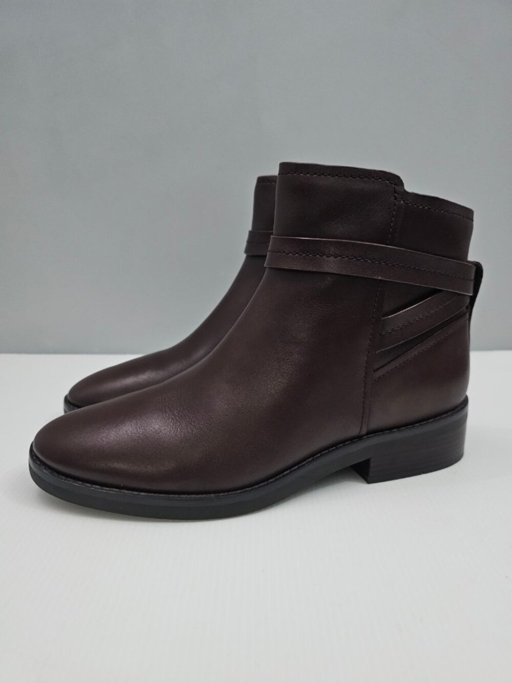Cole Haan Rosalyn Waterproof Ankle Boot Womens 10 Madeira Brown Leather Low Heel